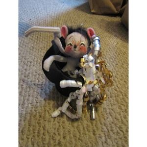 Anna Lee In Top Hat Adorable Vintage Piece